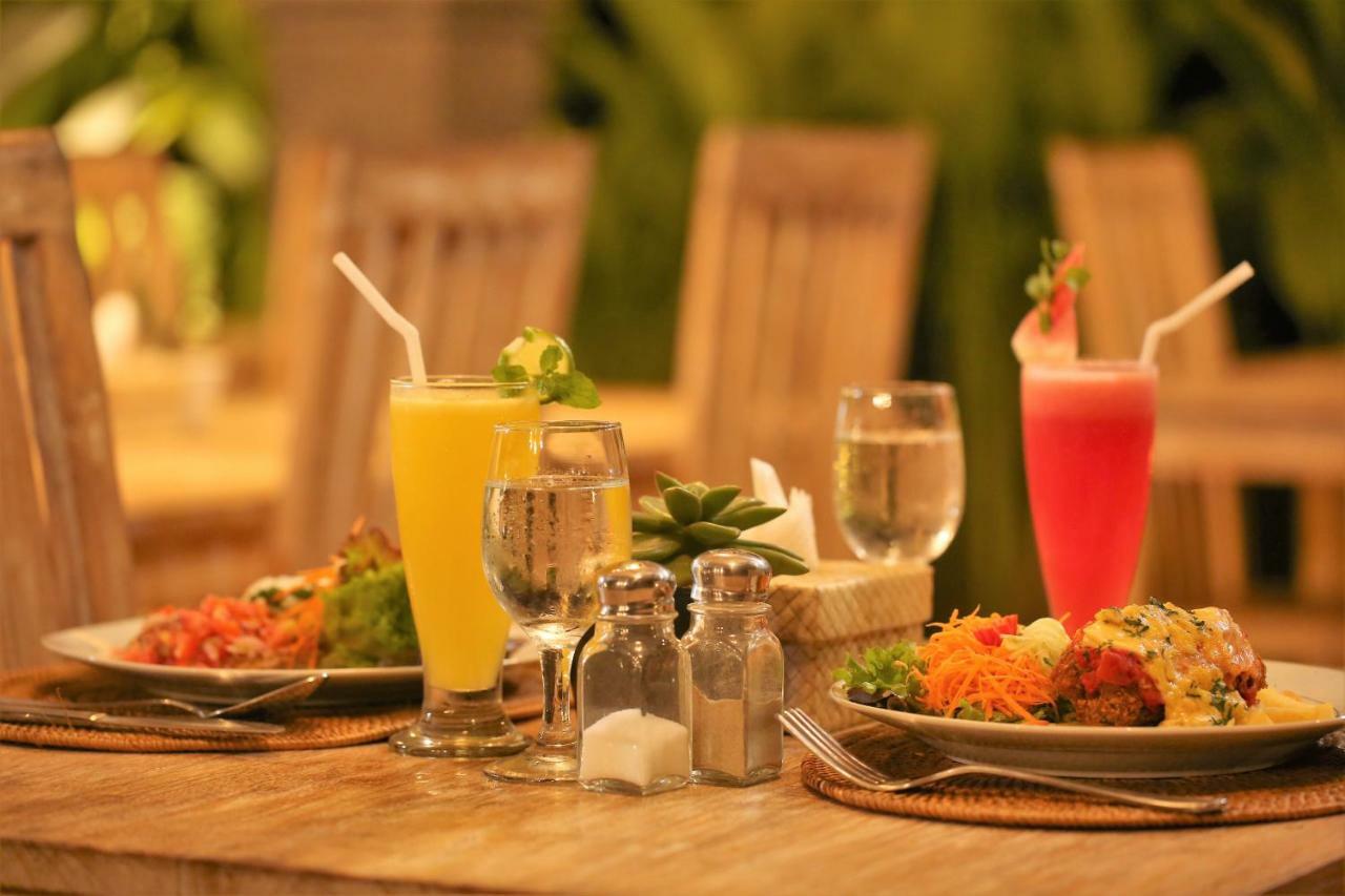 Three Gold Luxury Private Villas Ubud Exteriör bild